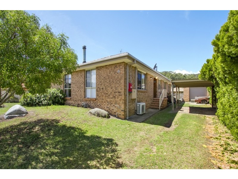 49 Belbowrie Parade, Maloneys Beach NSW 2536