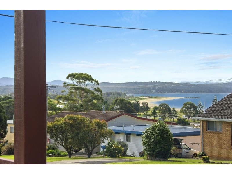 18 Joseph Street, Batehaven NSW 2536