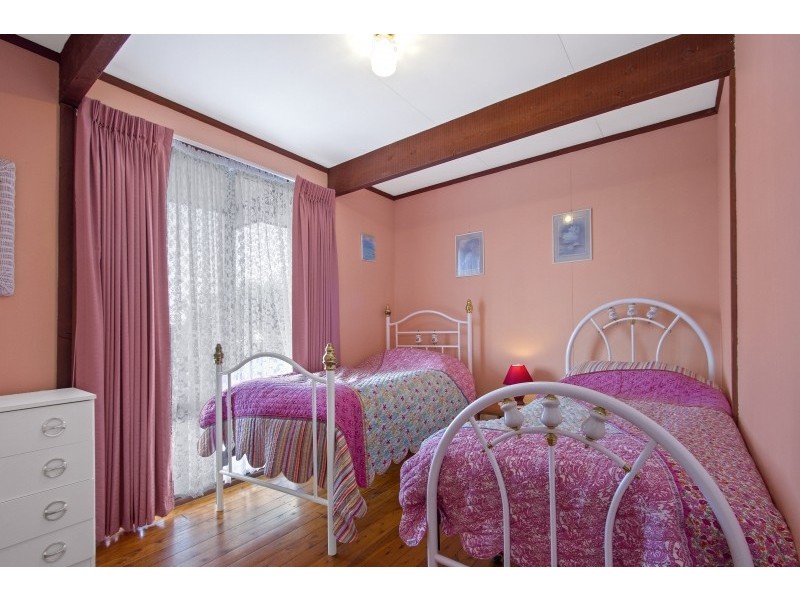 18 Joseph Street, Batehaven NSW 2536