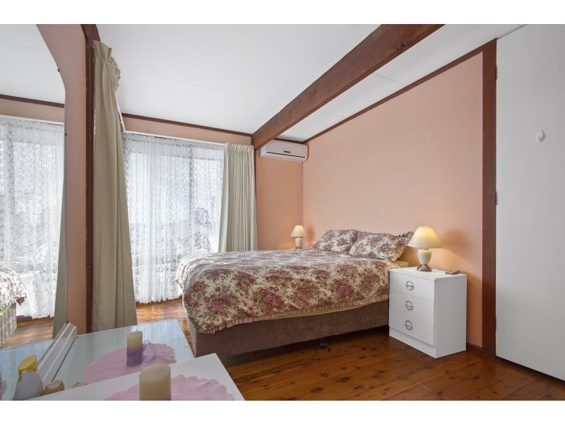 18 Joseph Street, Batehaven NSW 2536