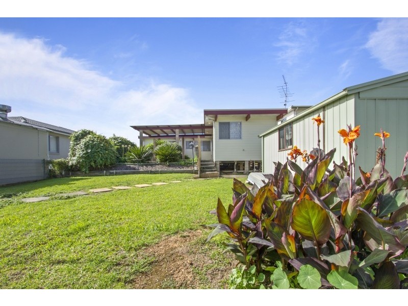 18 Joseph Street, Batehaven NSW 2536