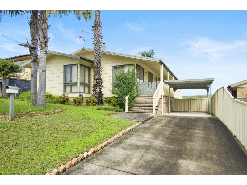 6 Joseph Street, Batehaven NSW 2536
