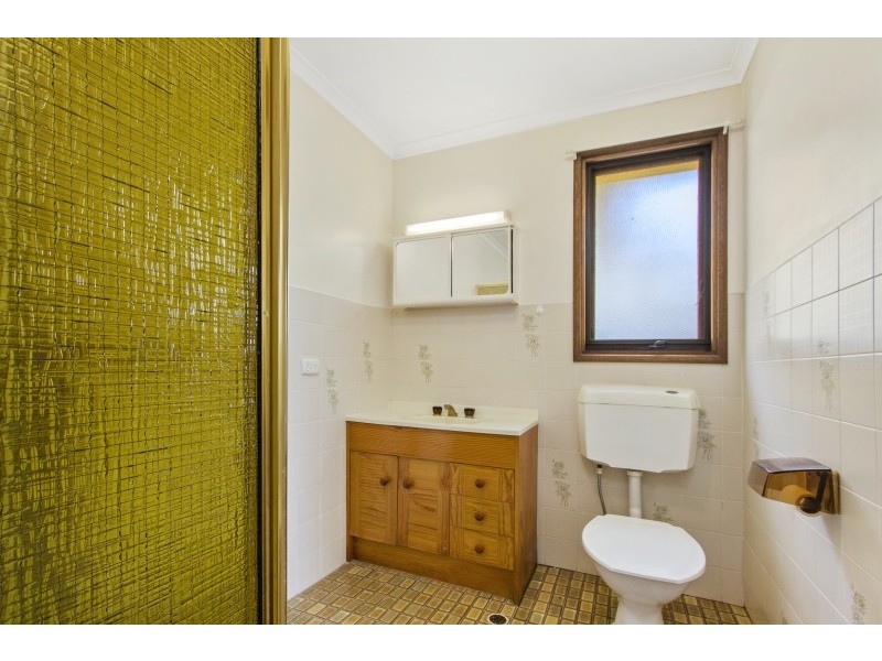 6 Joseph Street, Batehaven NSW 2536