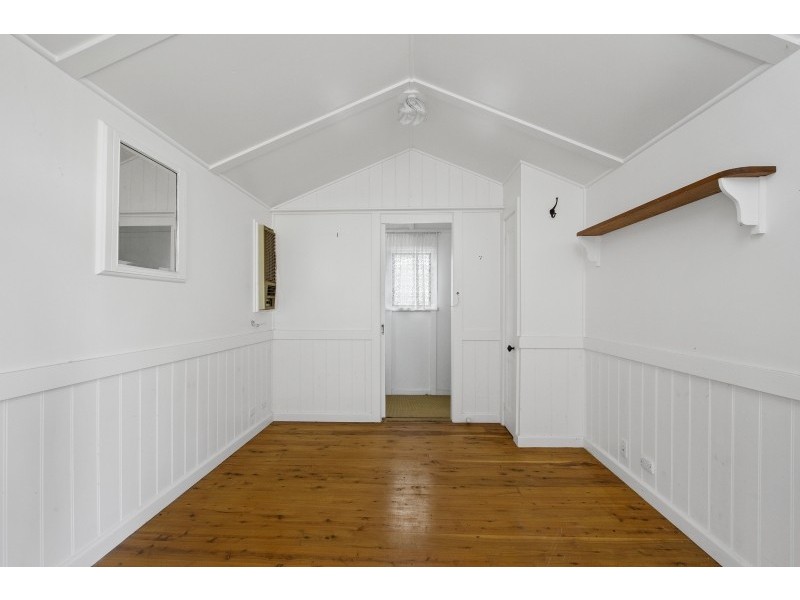 24 Page Street, Moruya NSW 2537