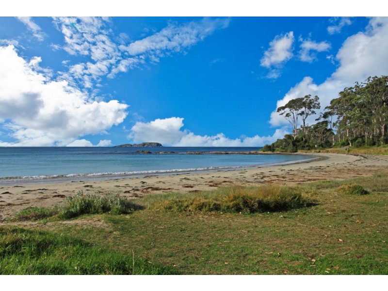 17A Highview Avenue, Surf Beach NSW 2536