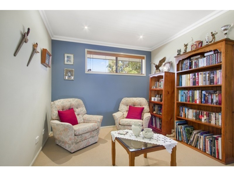 20 Mawson Place, Sunshine Bay NSW 2536