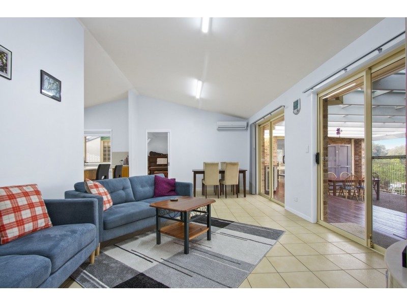 53 Karoola Crescent, Surfside NSW 2536