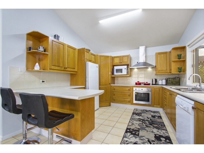 53 Karoola Crescent, Surfside NSW 2536