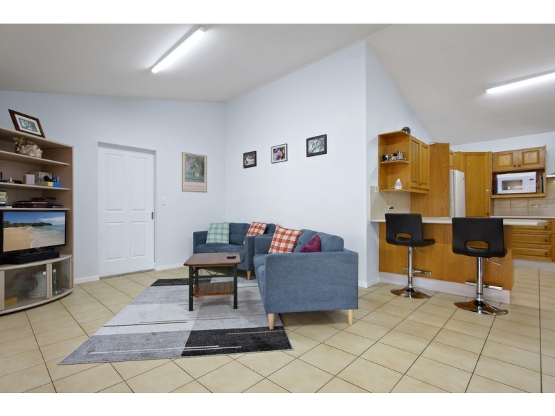 53 Karoola Crescent, Surfside NSW 2536
