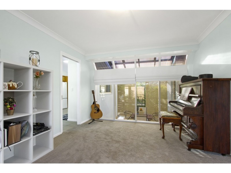 53 Karoola Crescent, Surfside NSW 2536