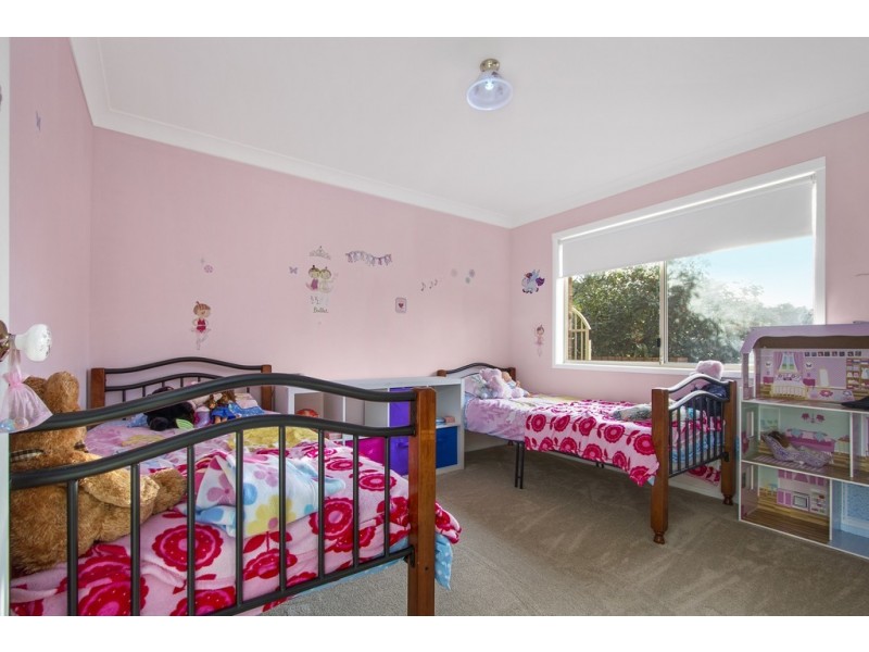 53 Karoola Crescent, Surfside NSW 2536