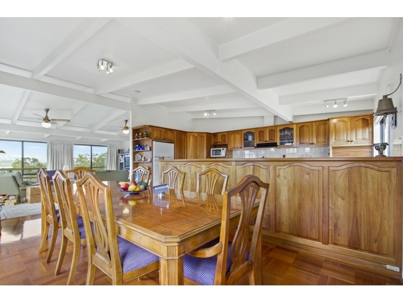 84 Annetts Parade, Mossy Point NSW 2537