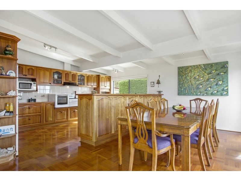 84 Annetts Parade, Mossy Point NSW 2537