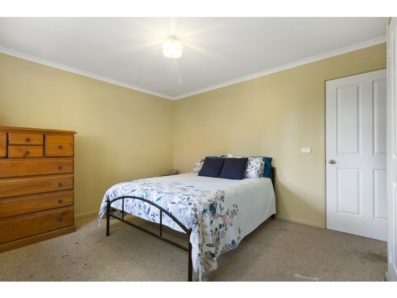 8A Lisa Place, Sunshine Bay NSW 2536