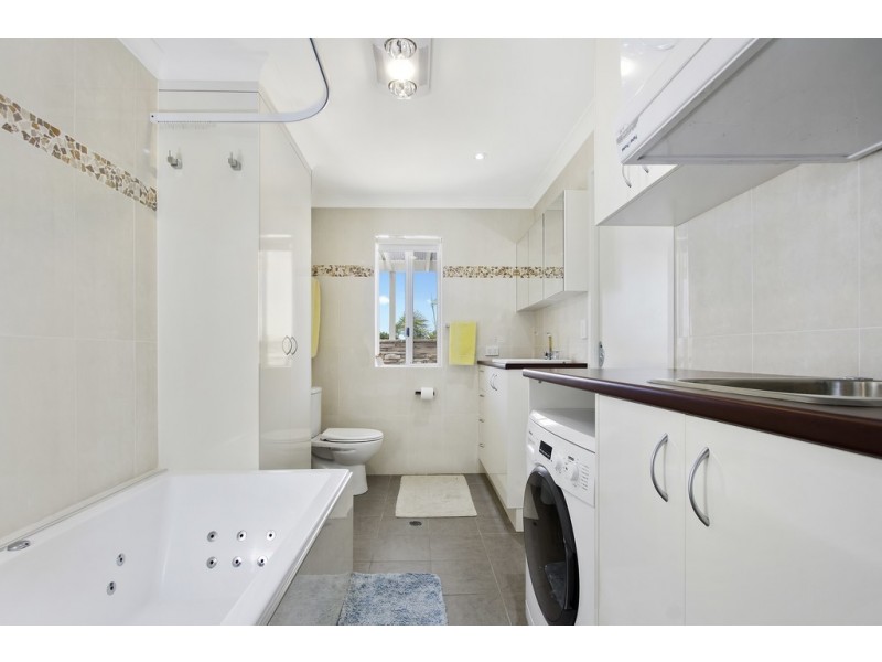 1/13 Bent Street, Batemans Bay NSW 2536