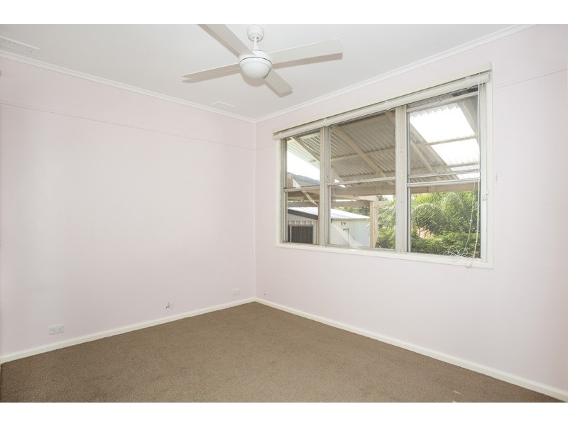 4 Pine Street, Batehaven NSW 2536