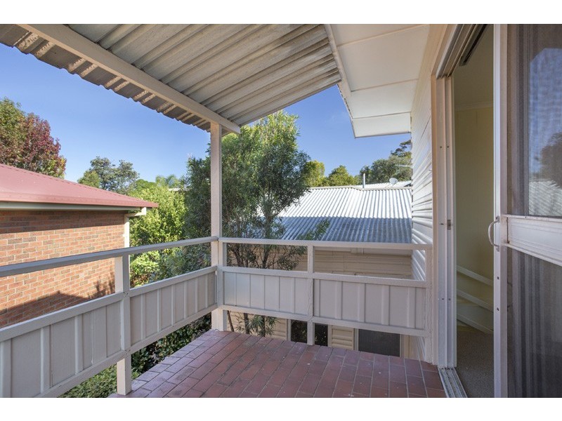 4 Pine Street, Batehaven NSW 2536