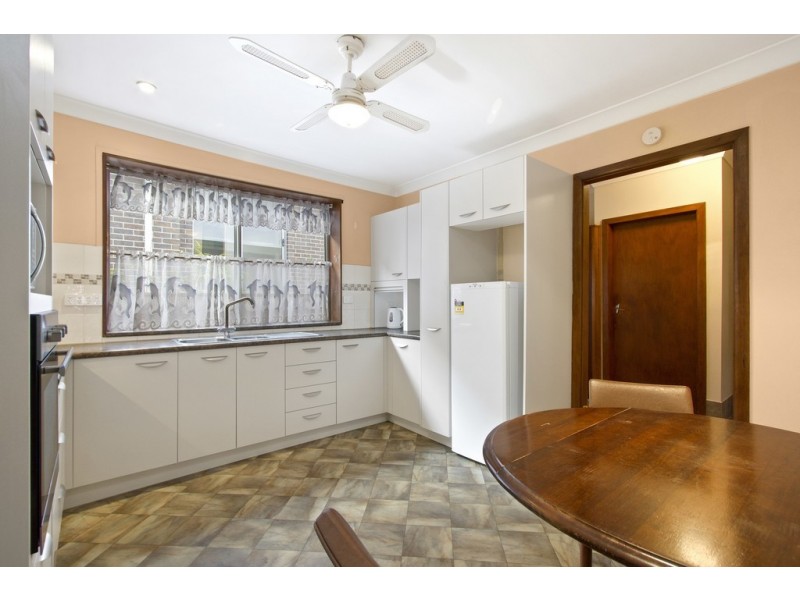 16 Foam Street, Surfside NSW 2536