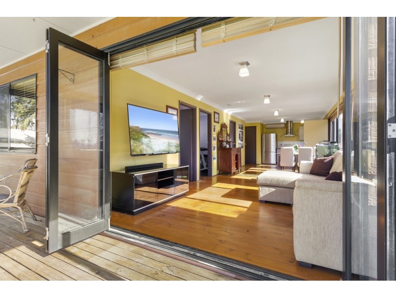 512 Beach Road, Denhams Beach NSW 2536