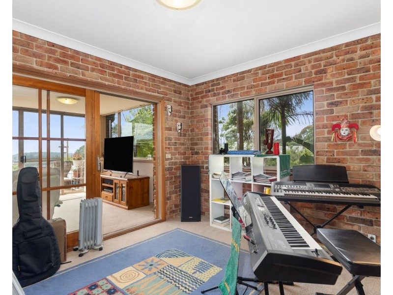 6 Figtree Close, Surf Beach NSW 2536