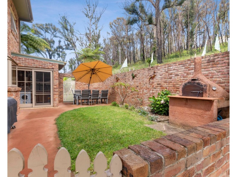 6 Figtree Close, Surf Beach NSW 2536