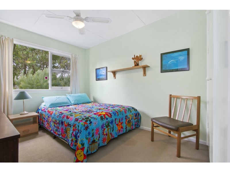 11 Banksia Street, Broulee NSW 2537