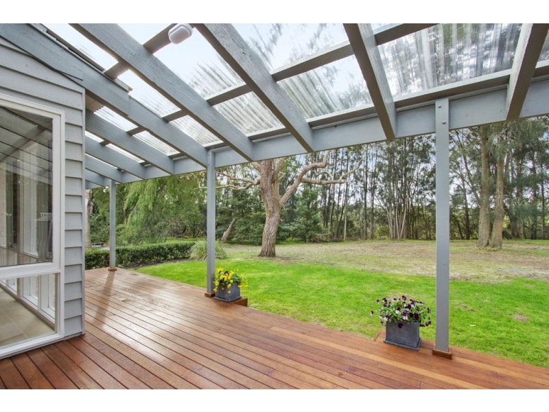 245 Annetts Parade, Mossy Point NSW 2537