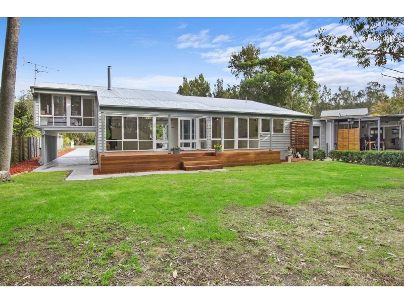 245 Annetts Parade, Mossy Point NSW 2537