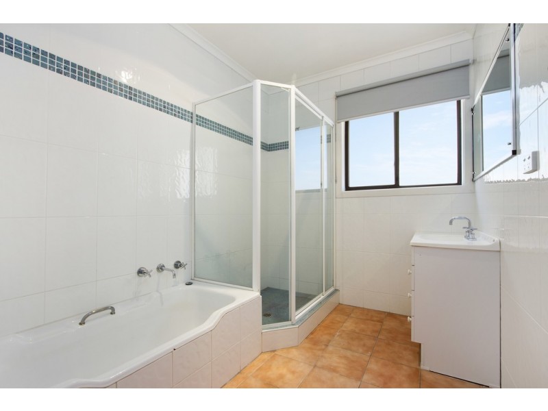 41 Bavarde Avenue, Batemans Bay NSW 2536