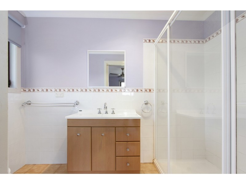 41 Bavarde Avenue, Batemans Bay NSW 2536