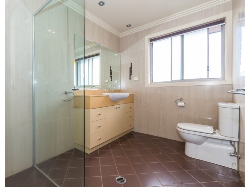 16 Calga Crescent, Catalina NSW 2536