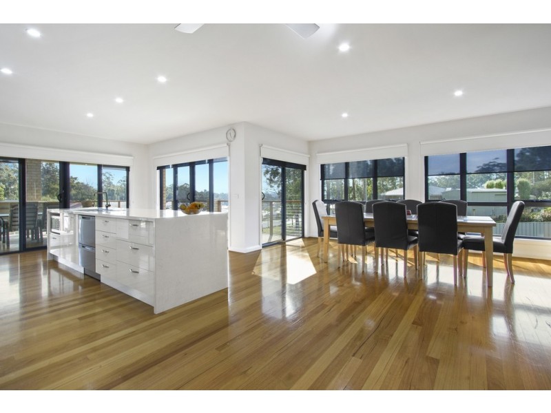 3 Hunter Place, Sunshine Bay NSW 2536