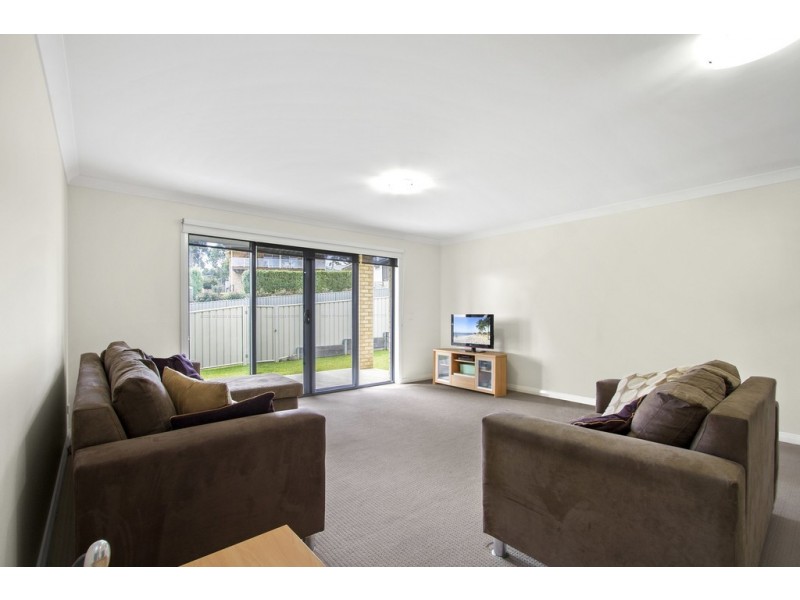 3 Hunter Place, Sunshine Bay NSW 2536