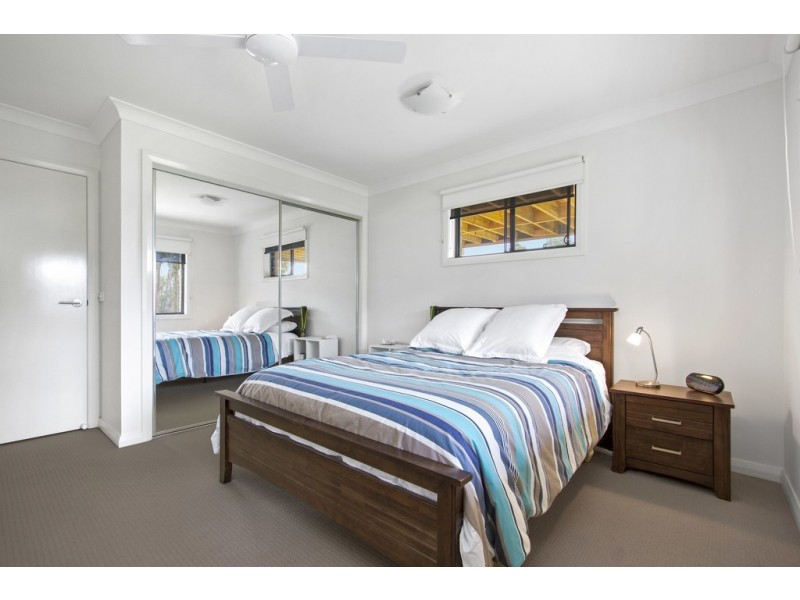 3 Hunter Place, Sunshine Bay NSW 2536