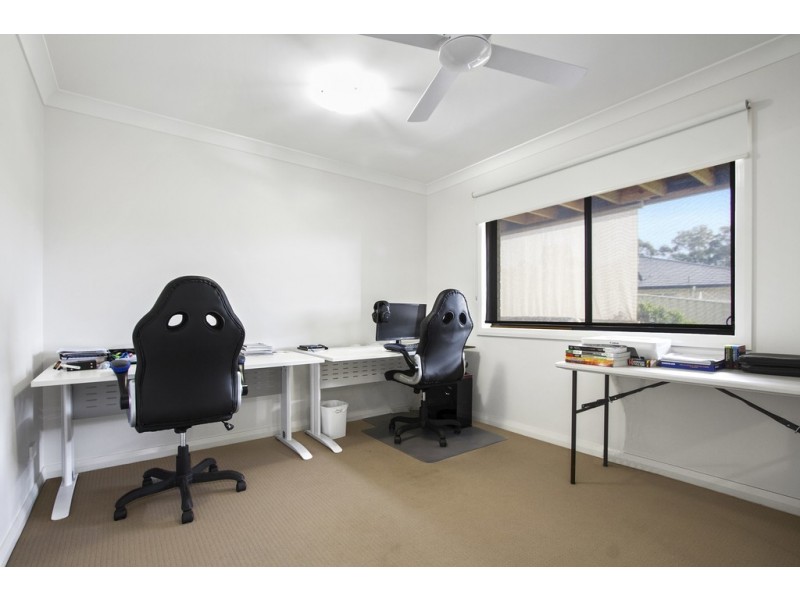 3 Hunter Place, Sunshine Bay NSW 2536