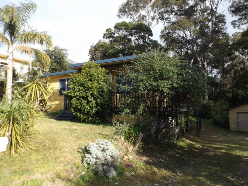18 Yugura Street, Malua Bay NSW 2536