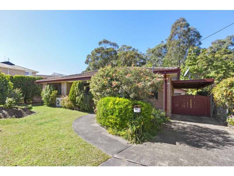 25 Cook Avenue, Surf Beach NSW 2536