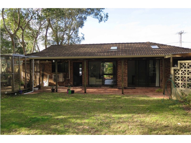 60 Heath Street, Broulee NSW 2537
