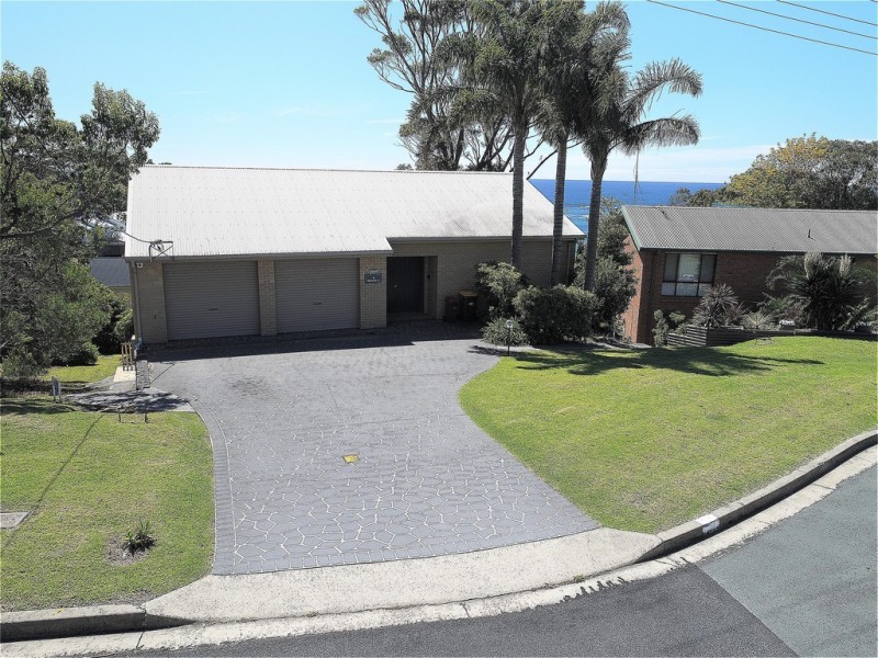4 Nerang Place, Malua Bay NSW 2536