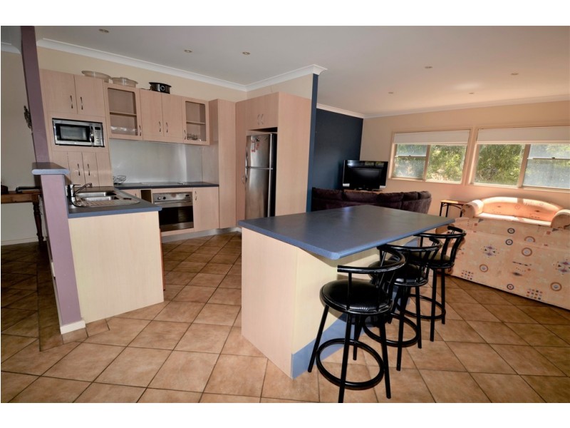 4 Nerang Place, Malua Bay NSW 2536