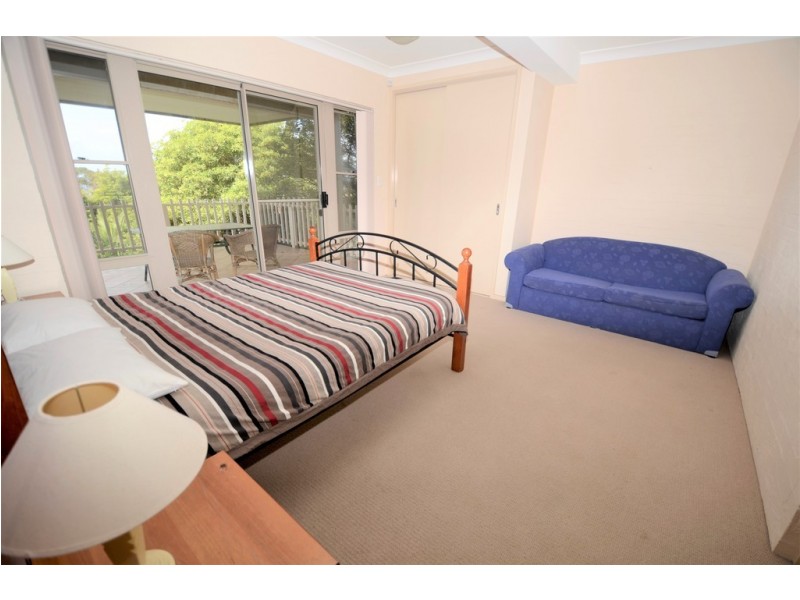 4 Nerang Place, Malua Bay NSW 2536