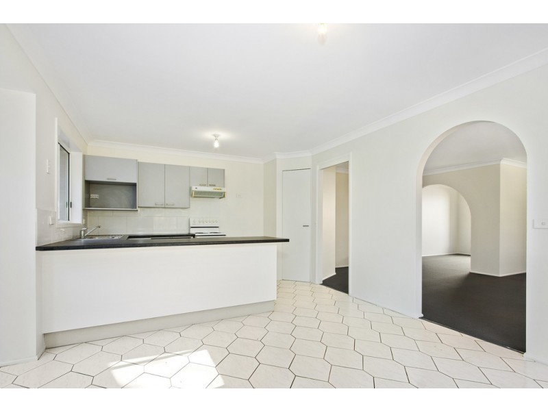 37 Dominic Drive, Batehaven NSW 2536