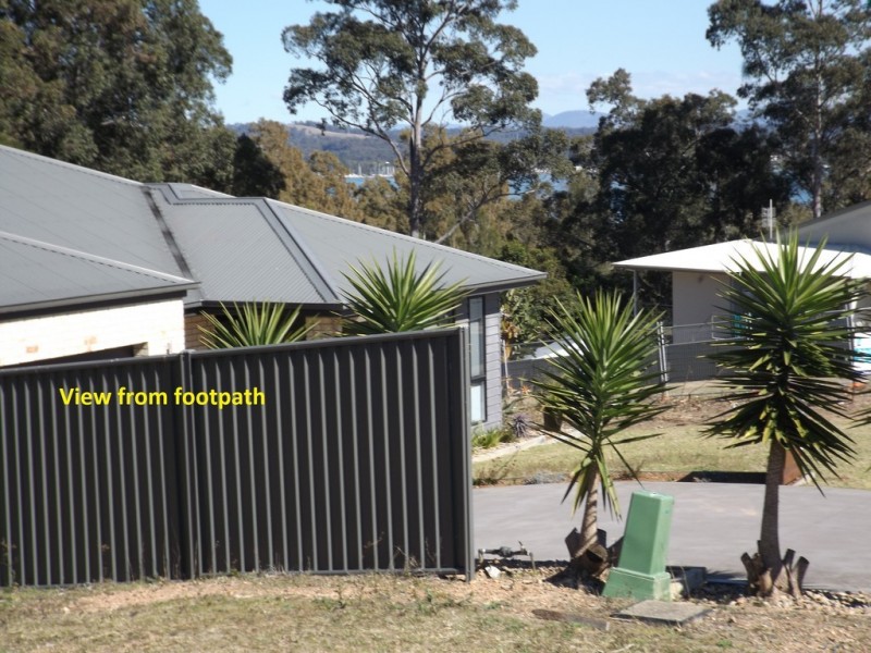 101 Courtenay Crescent, Long Beach NSW 2536