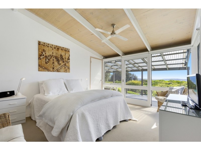 2 Ingram Place, Broulee NSW 2537