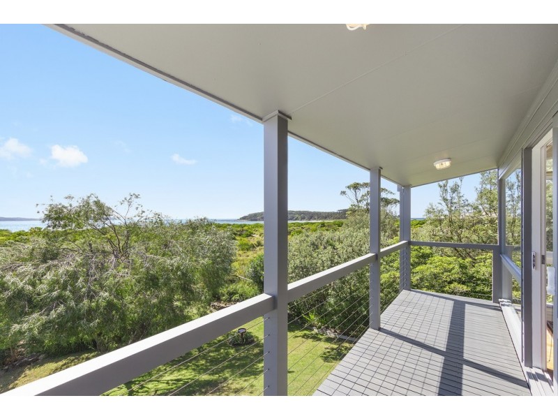 2 Ingram Place, Broulee NSW 2537