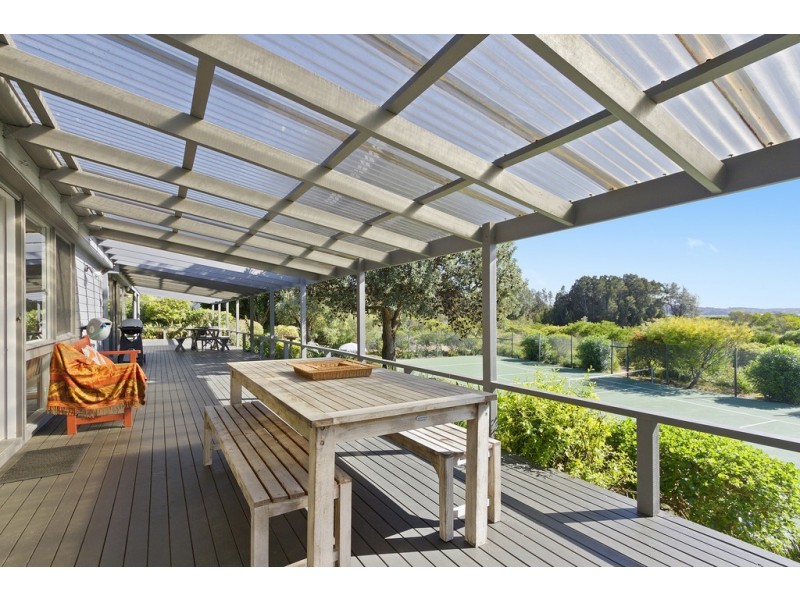 2 Ingram Place, Broulee NSW 2537