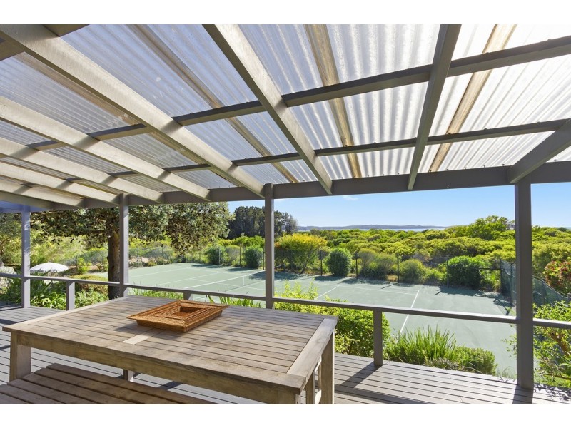 2 Ingram Place, Broulee NSW 2537