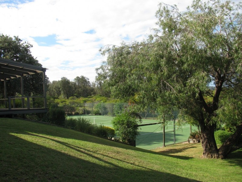 2 Ingram Place, Broulee NSW 2537