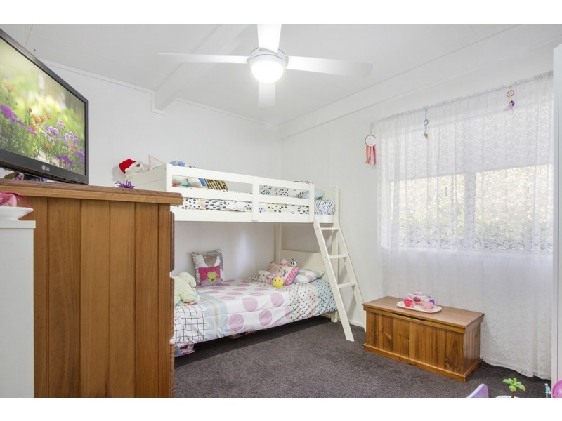 77 Palana Street, Surfside NSW 2536