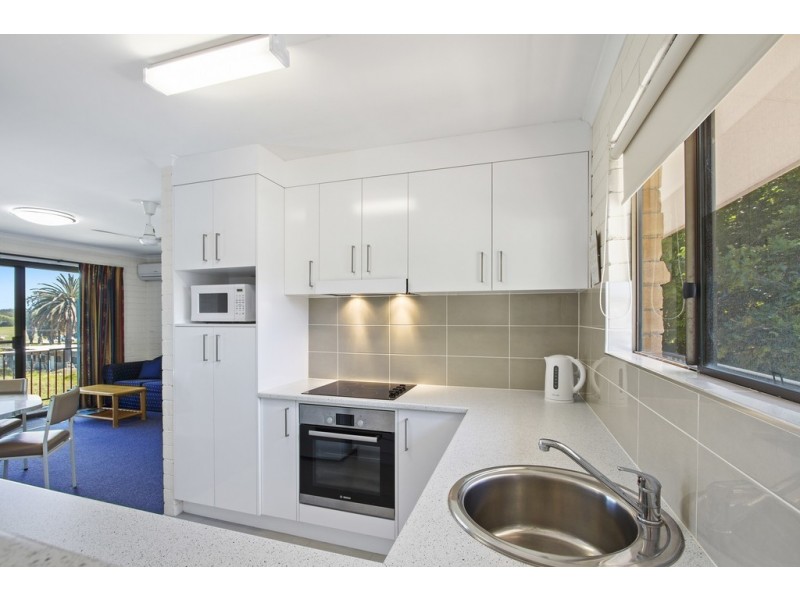 14/2-6 Matthew Parade, Batehaven NSW 2536